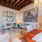 Casa Pitt, A Luxury 3 Bedrooms In Lucca
