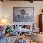 Casa Pitt, A Luxury 3 Bedrooms In *