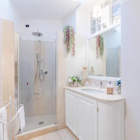Appartamento Casa Pitt, A Luxury 3 Bedrooms In Lucca
