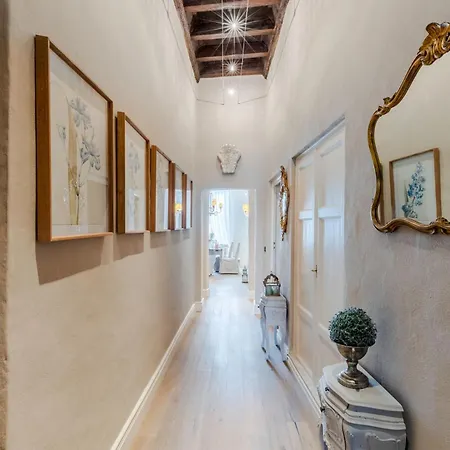 Casa Pitt, A Luxury 3 Bedrooms In *