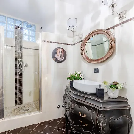 Casa Pitt, A Luxury 3 Bedrooms In * Lucca