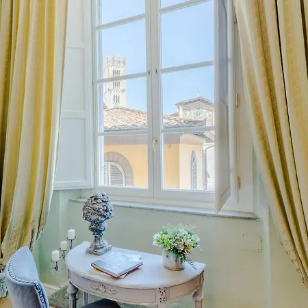 Casa Pitt, A Luxury 3 Bedrooms In Appartamento *