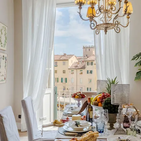 Casa Pitt, A Luxury 3 Bedrooms In *