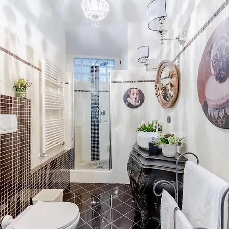 Casa Pitt, A Luxury 3 Bedrooms In Apartment Lucca